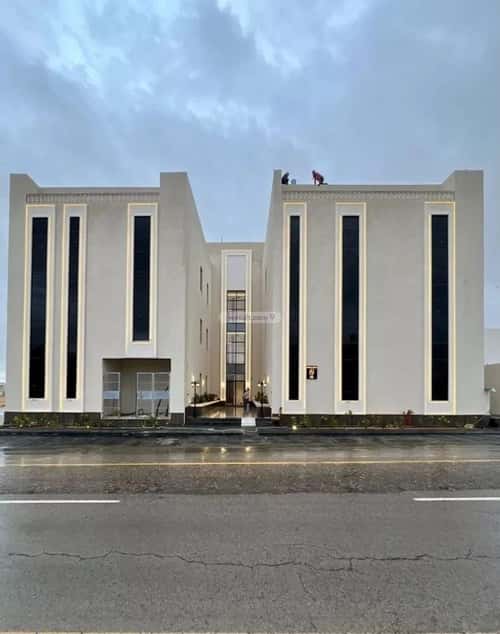 3 bedroom apartment in Al Mahdiyyah 4