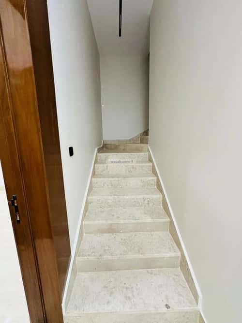 فيلا 6 غرف في الرمال 4