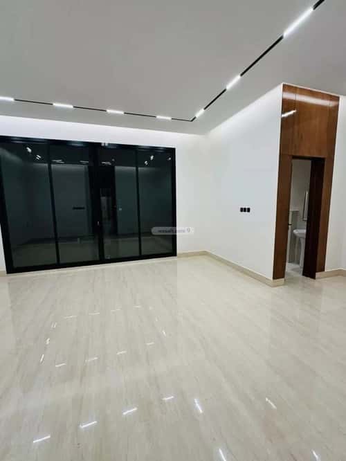 فيلا 6 غرف في الرمال 10