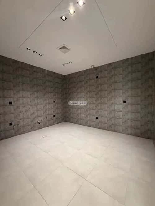 شقة 5 غرف في مخطط الموسى 10