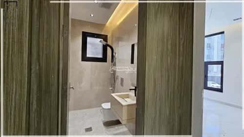 شقة 5 غرف في الريان 9