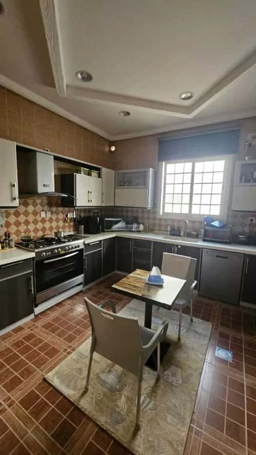 فيلا 10 غرف في البساتين 6