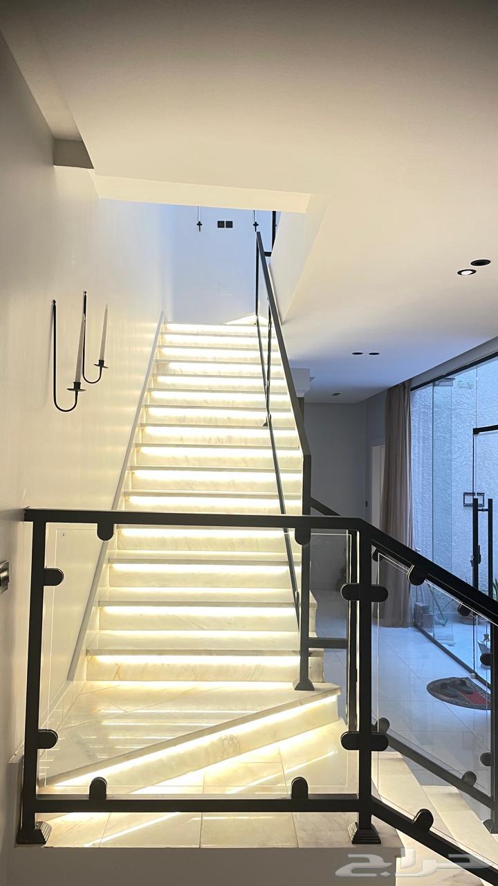 فيلا 6 غرف في شوران 3