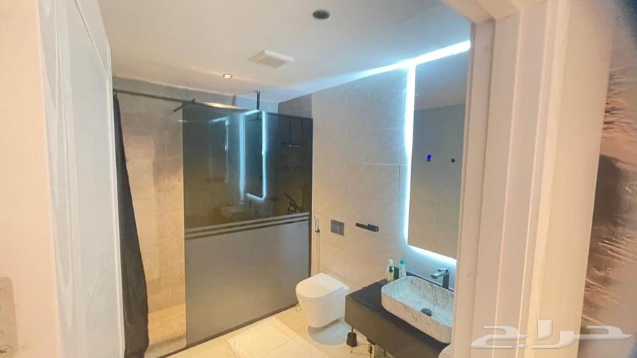 فيلا 6 غرف في شوران 8