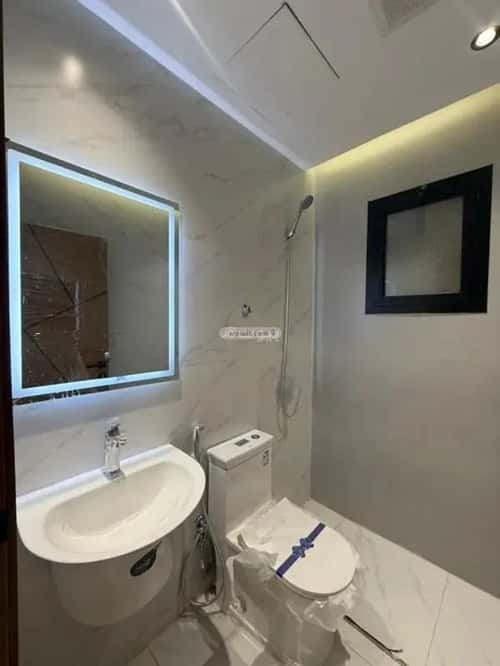 شقة 5 غرف في الروضة 14