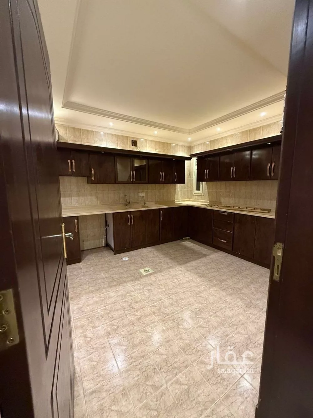 3 bedroom floor in Al Qairawan 9