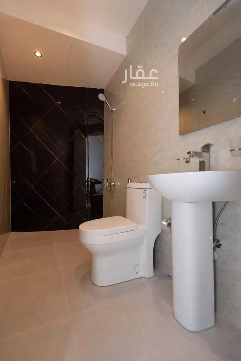 4 bedroom apartment in Al Rabwa 9