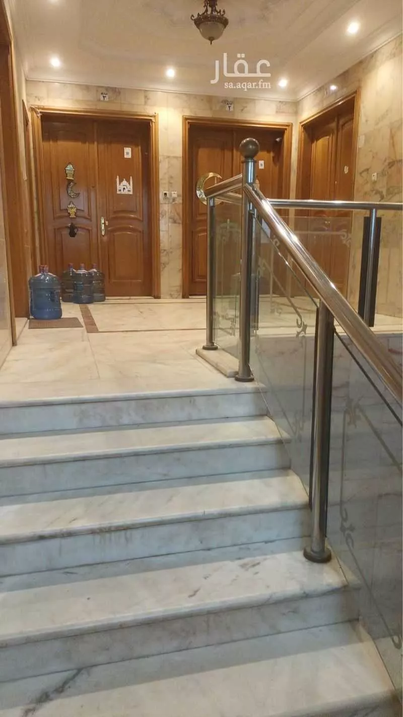 شقة 5 غرف في المروج 14