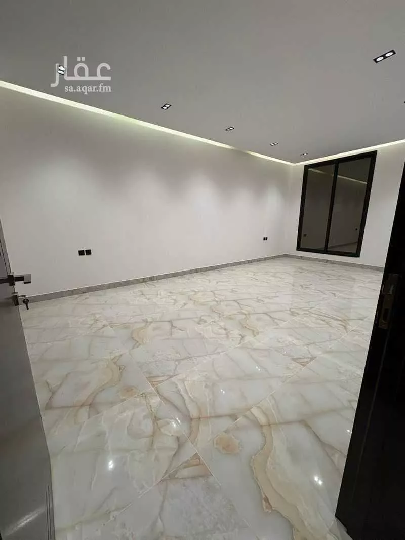 3 bedroom apartment in Al Rimal 6