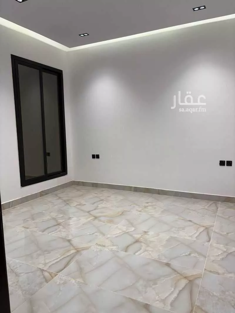 3 bedroom apartment in Al Rimal 7