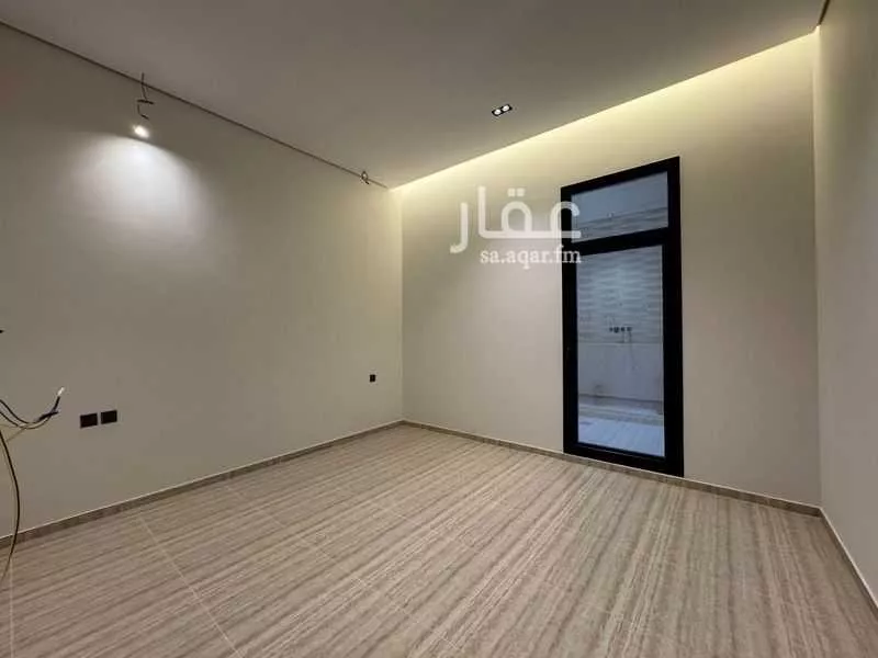 فيلا 5 غرف في النرجس 19