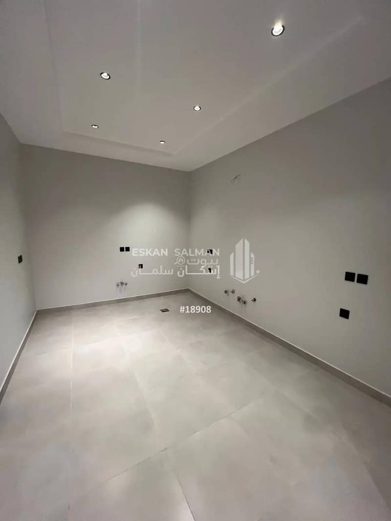 3 bedroom apartment in Al Rawdah, Eastern Province 3