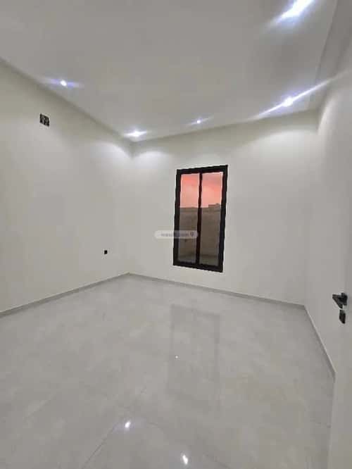 فيلا 6 غرف في العريجاء الغربي 5