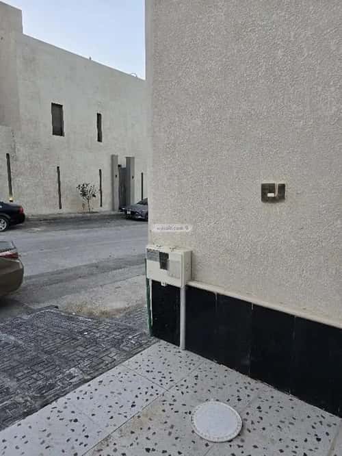 3 bedroom floor in Tuwaiq 13