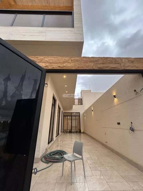 6 bedroom villa in Al Mahdiyyah 2
