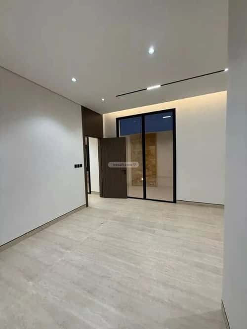 6 bedroom villa in Al Mahdiyyah 2