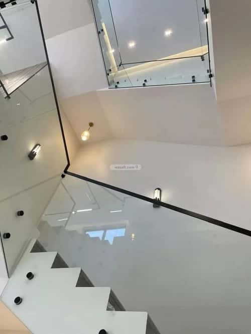 فيلا 7 غرف في المهدية 9