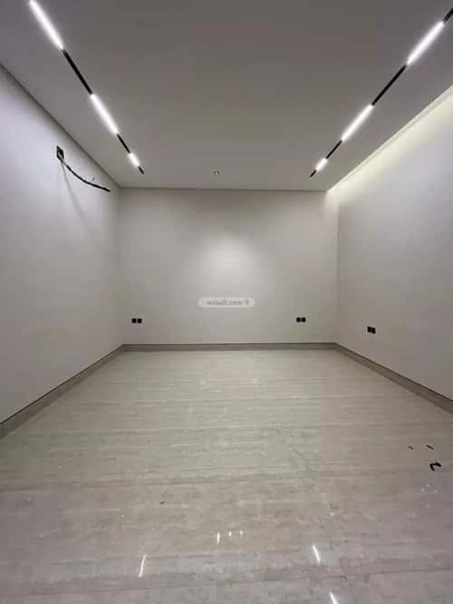 5 bedroom villa in Al Mahdiyyah 8