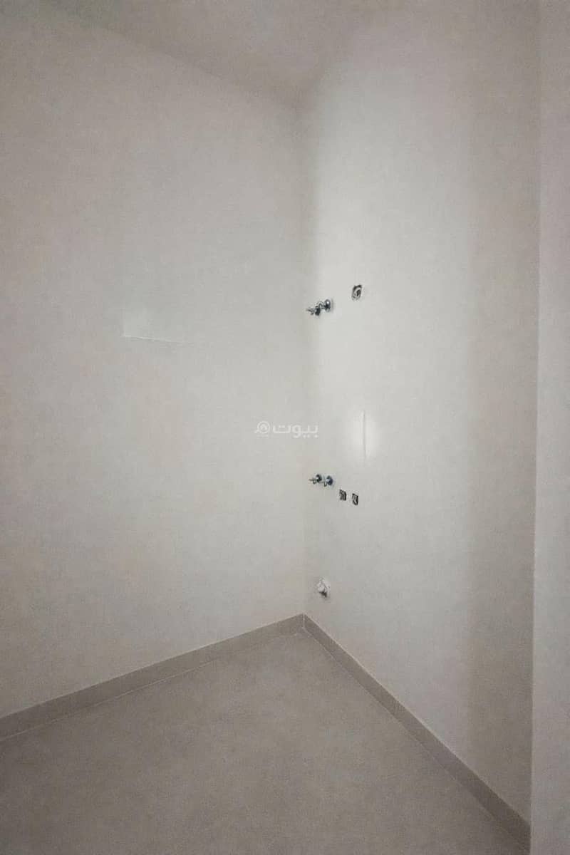4 bedroom apartment in Al Fardus, Eastern Province 7