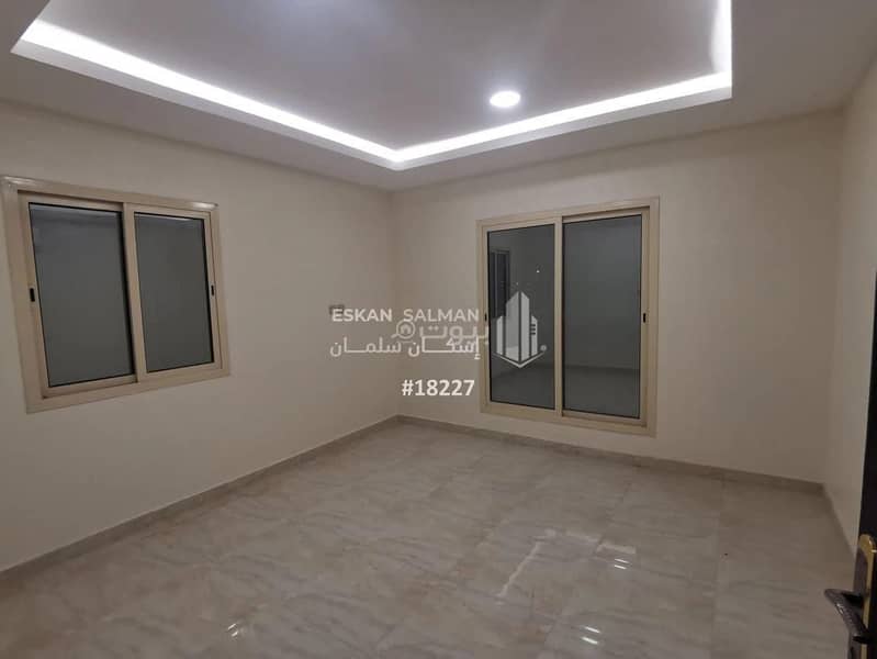 3 bedroom apartment in Hajar, Eastern Province 2
