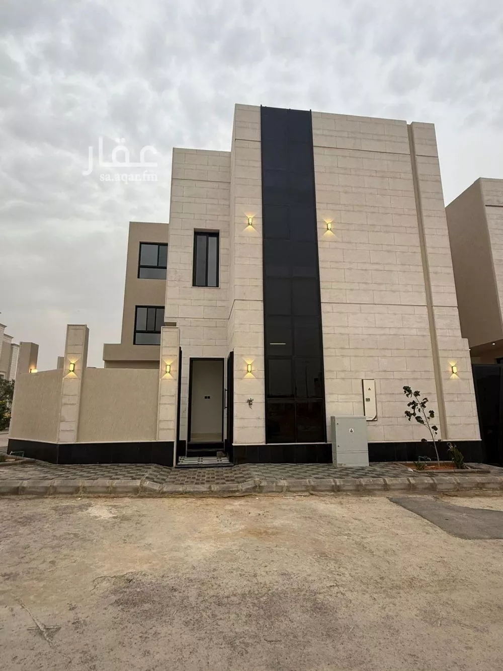 6 bedroom villa in Al Mahdiyyah 2