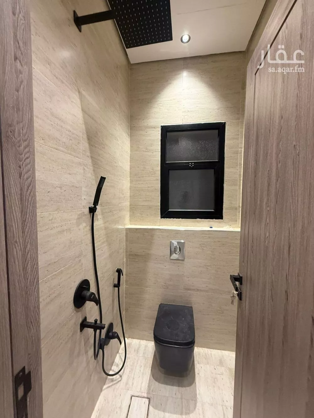 6 bedroom villa in Al Mahdiyyah 9