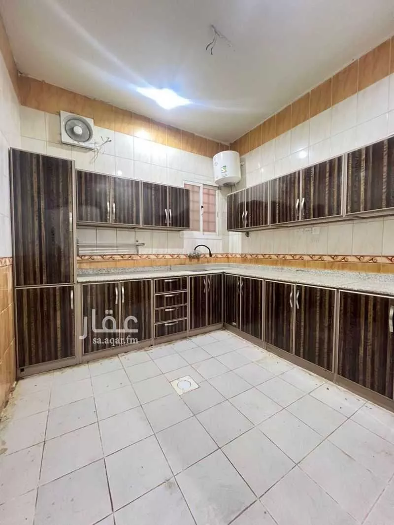 2 bedroom apartment in Al Marwa 7
