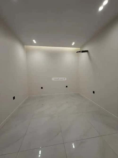 شقة 4 غرف في الزهراء 12