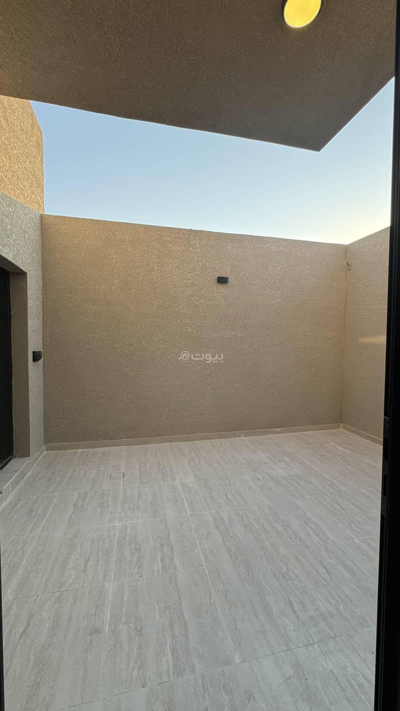 6 bedroom villa in Ash Shulah, Eastern Province 11