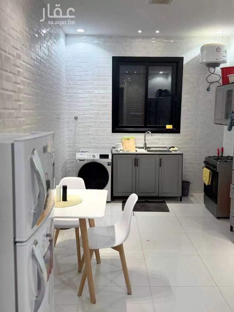 شقة 2 غرف في الرمال 7