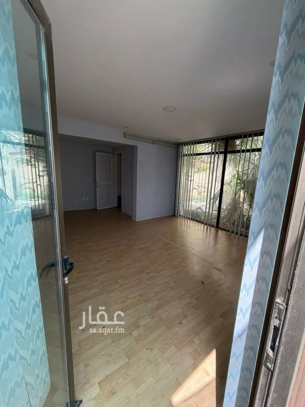 فيلا 4 غرف في الأمواج 3