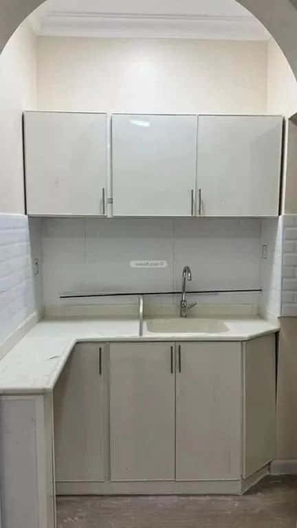 شقة 1 غرف في مدينة العمال 4