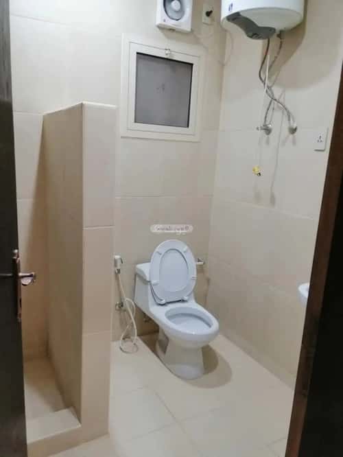 شقة 3 غرف في العليا 6