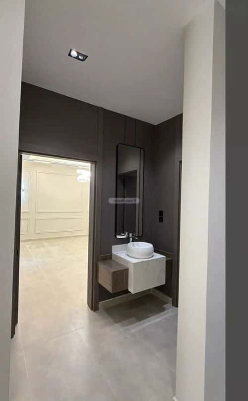 شقة 6 غرف في اللؤلؤ 12