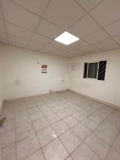 مكتب 80 م² في الملز 10