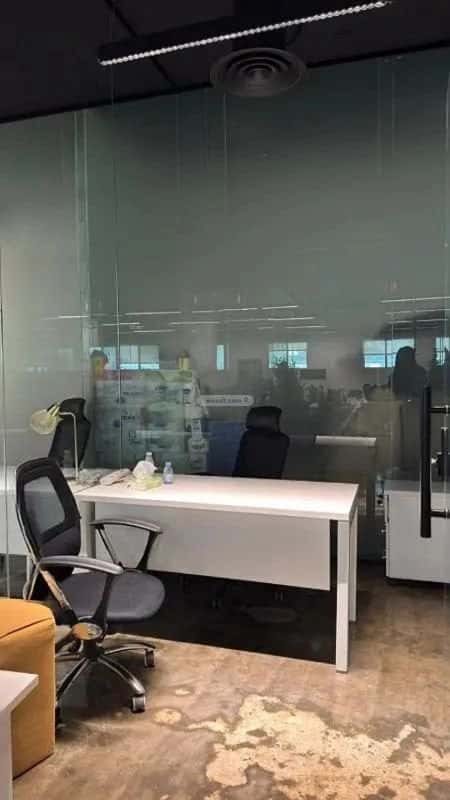 مكتب 1000 م² في غرناطة 4