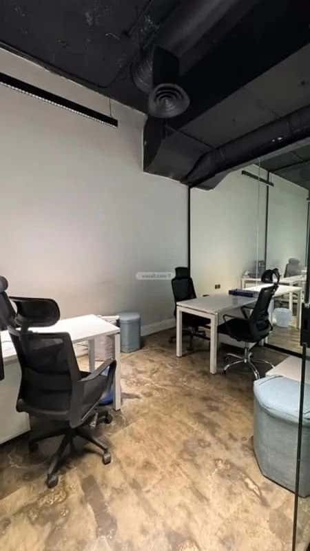 مكتب 1000 م² في غرناطة 8