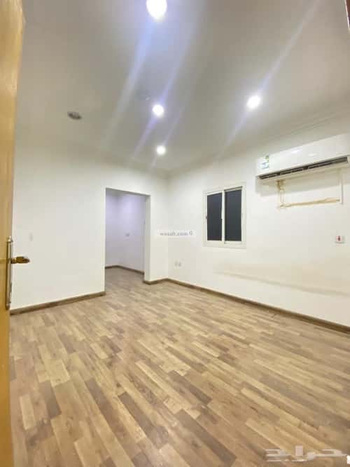 80 sqm office in Al Malaz 5