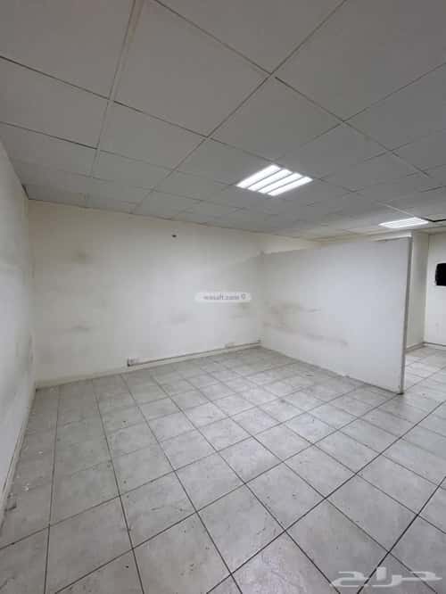 مكتب 80 م² في الملز 7