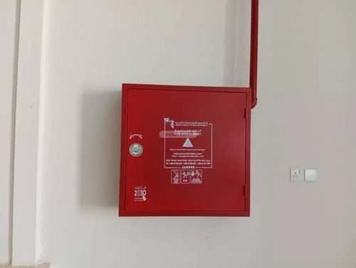 مستودع  في المصانع 13