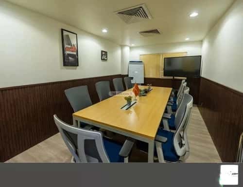 مكتب 3000 م² في الملك عبدالعزيز 2