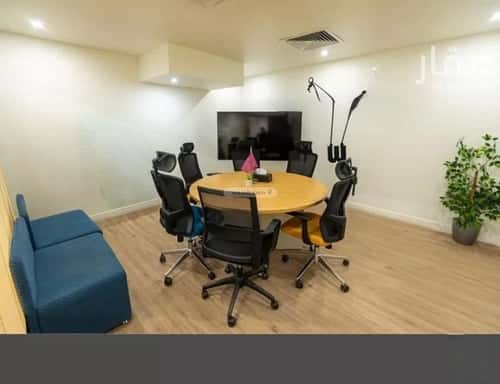 مكتب 3000 م² في الملك عبدالعزيز 3