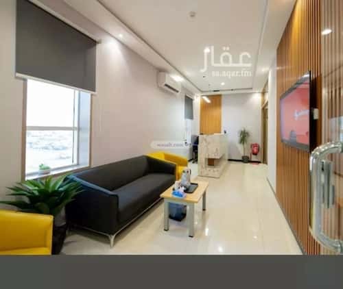 مكتب 884 م² في العارض 5