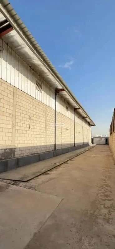 مستودع  في السروات 9