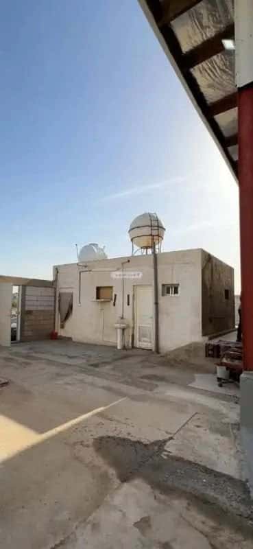 مستودع  في السروات 10