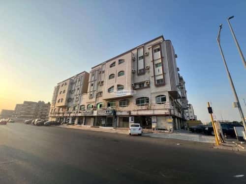 محل 94 م² في مشرفة 2