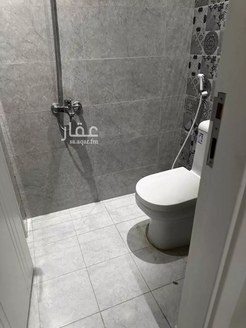 شقة 4 غرف في الهجرة 7