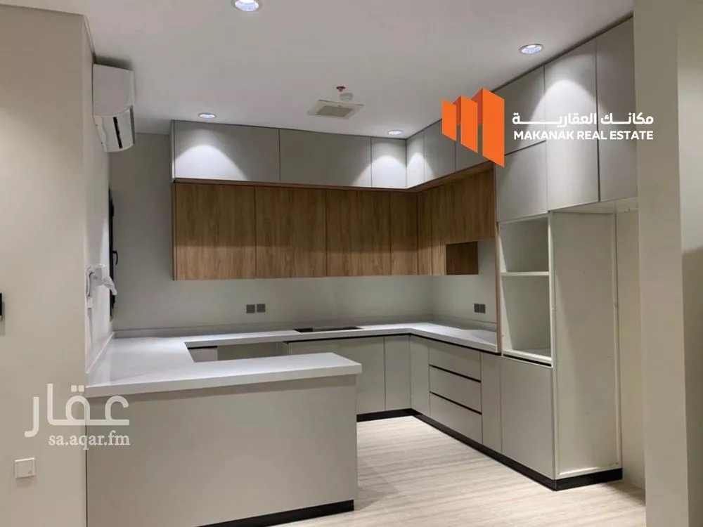 3 bedroom apartment in Al Hamra 7