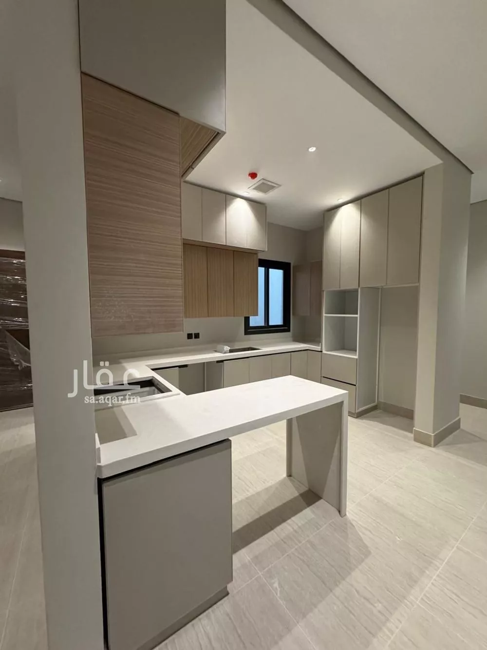 شقة 3 غرف في الرمال 4