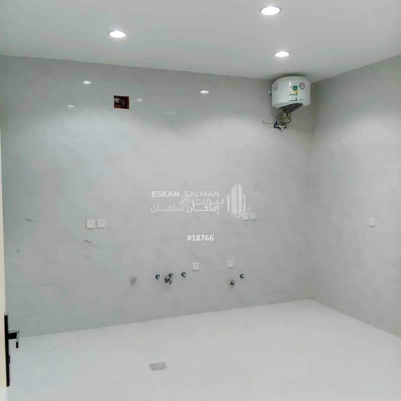 5 bedroom apartment in Abu Markha, Madinah 6